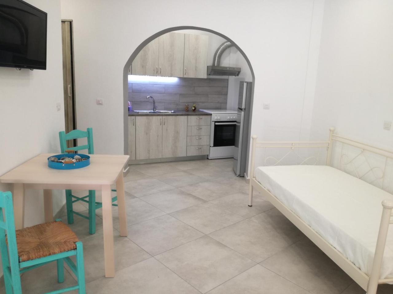 Icthyoessa Apartment Agios Kirykos  Exterior photo