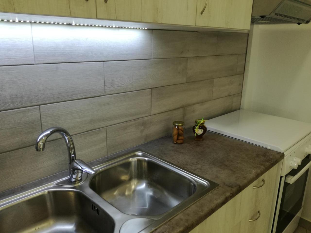 Icthyoessa Apartment Agios Kirykos  Exterior photo